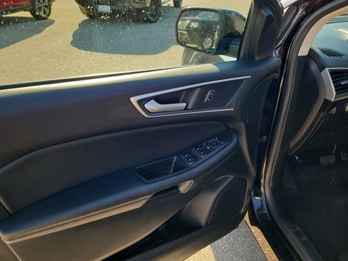 Used 2024 Ford Edge SEL image 23