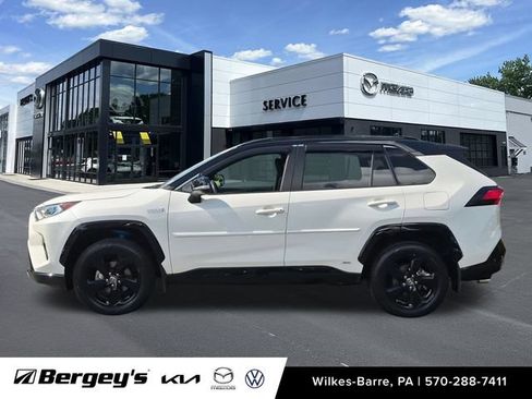 Used 2020 Toyota RAV4 XSE AWD/4WD image 9