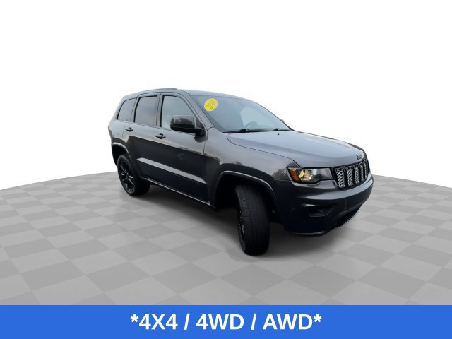 Used 2020 Jeep Grand Cherokee Altitude AWD/4WD image 2