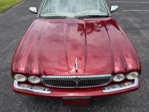 Used 1999 Jaguar XJ8 L RWD image 23