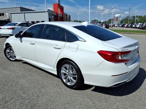 Used 2019 Honda Accord LX image 17