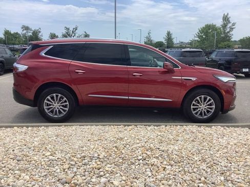 Used 2024 Buick Enclave Premium FWD image 6