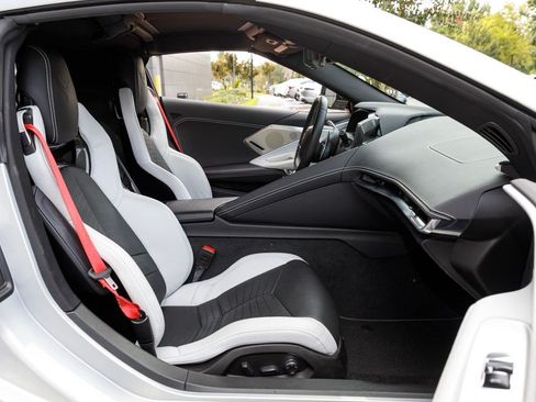 Used 2021 Chevrolet Corvette Stingray Preferred Cpe w/ Z51 Performance Package RWD image 12