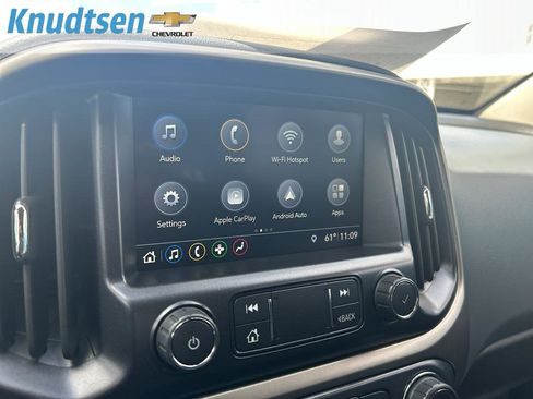 Used 2021 Chevrolet Colorado Z71 AWD/4WD image 10