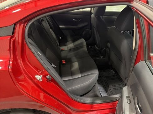 Certified 2021 Nissan Sentra SV image 11