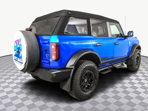 Used 2023 Ford Bronco Wildtrak image 8