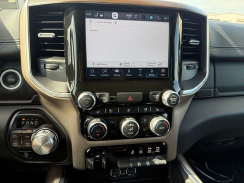 Used 2022 RAM 1500 Laramie AWD/4WD image 24