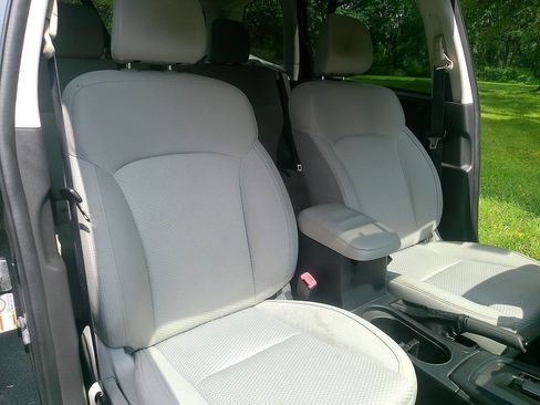 Used 2015 Subaru Forester 2.5i Premium w/ All-Weather Package AWD/4WD image 22