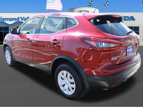 Used 2020 Nissan Rogue Sport S FWD image 4
