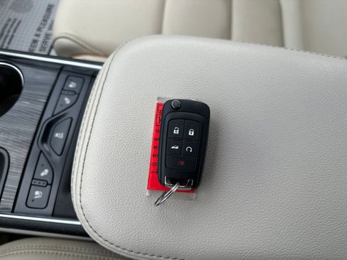 Used 2017 Chevrolet Impala Premier w/ Enhanced Convenience Package FWD image 62