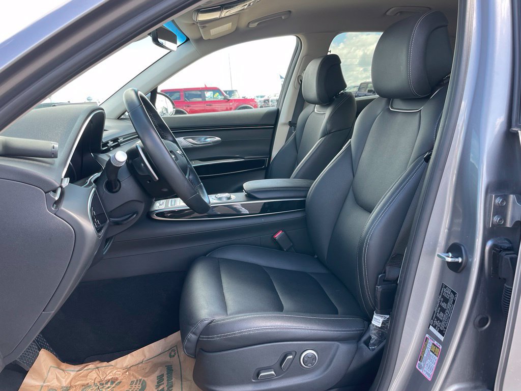 Used 2025 Genesis GV70 2.5T AWD/4WD image 7