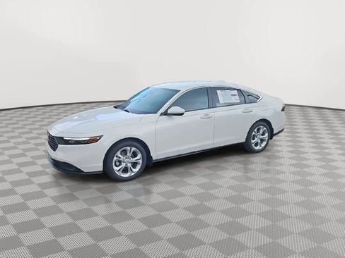 New 2025 Honda Accord LX image 4