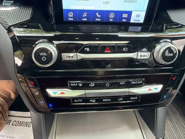 Used 2021 Ford Explorer ST w/ Equipment Group 401A AWD/4WD image 14