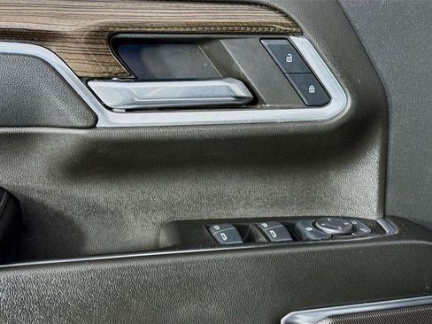 Used 2024 Chevrolet Silverado 2500 LT image 20
