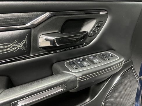 Used 2022 RAM 1500 Limited w/ Body-Colour Bumper Group image 28
