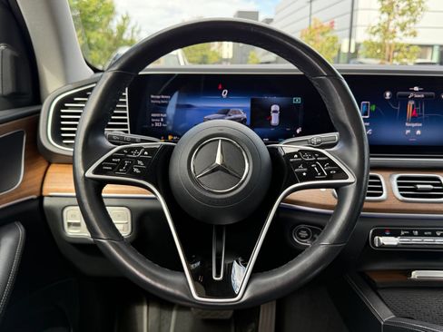 Used 2024 Mercedes-Benz GLE 350 4MATIC image 15
