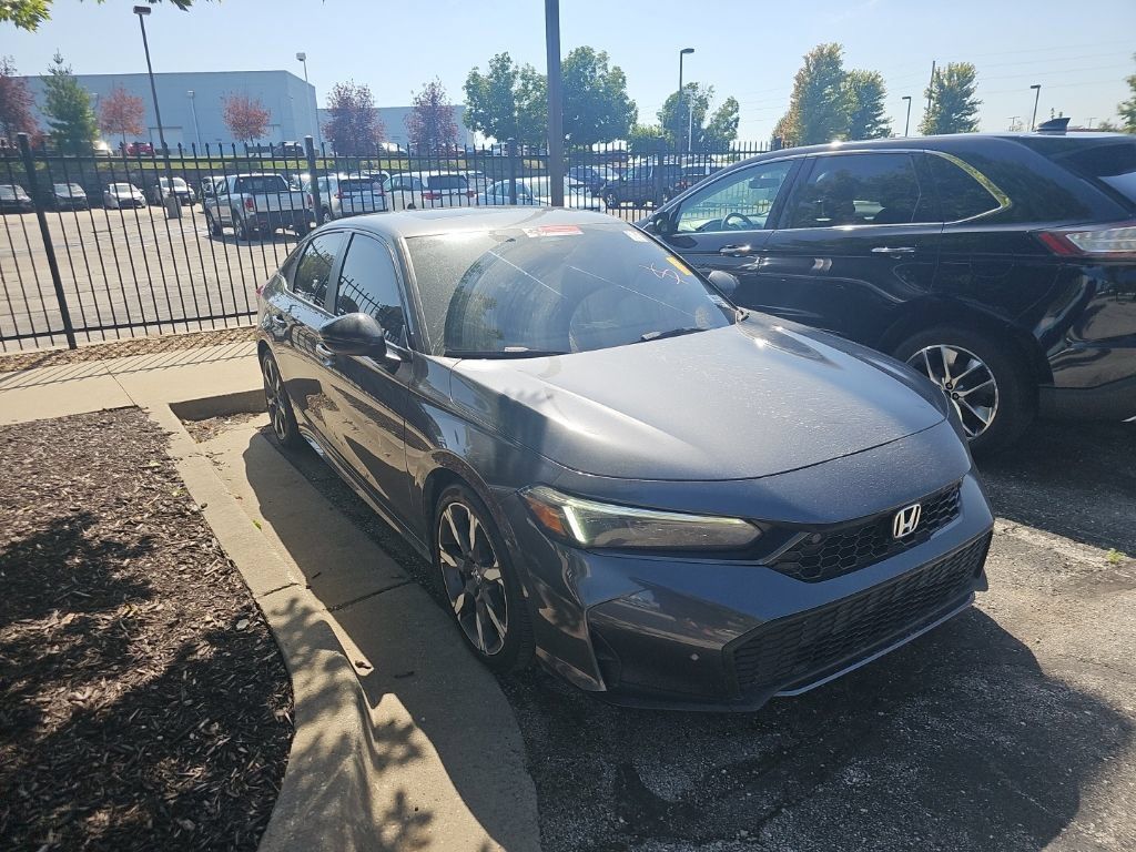 Used 2025 Honda Civic Sport Touring image 3