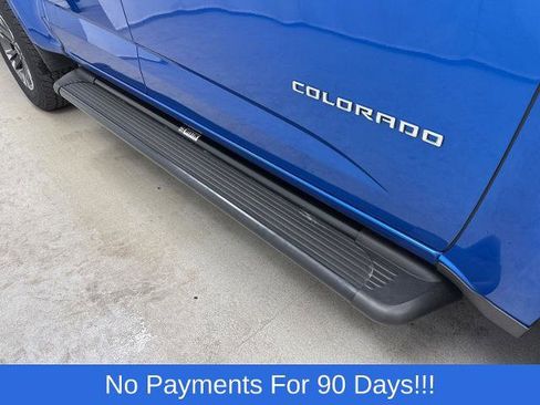 Used 2021 Chevrolet Colorado Z71 image 3