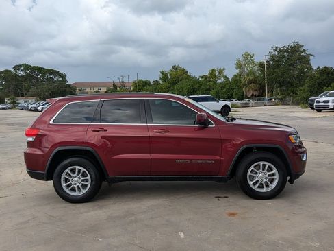 Used 2018 Jeep Grand Cherokee Laredo RWD image 10