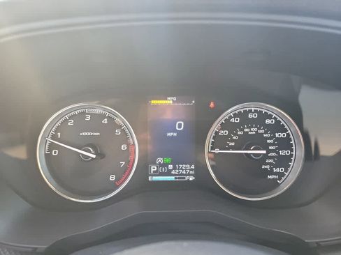 Used 2020 Subaru Forester Touring image 12