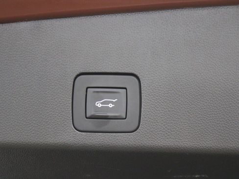 Used 2021 Buick Encore GX Select FWD image 19