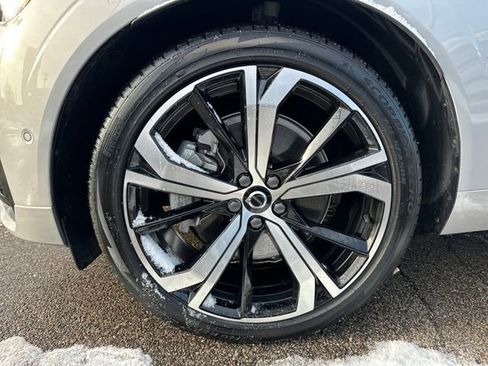 Used 2024 Volvo XC60 T8 Ultimate w/ Protection Package Premier image 11