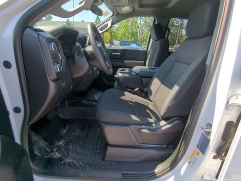 New 2025 GMC Sierra 2500 Pro image 22