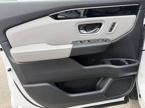 Certified 2023 Honda Pilot EX-L image 12