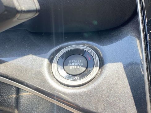 Used 2023 Jeep Grand Cherokee L Laredo w/ Luxury Tech Group I AWD/4WD image 58
