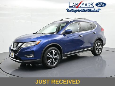 Used 2017 Nissan Rogue SL w/ SL Premium Package AWD/4WD image 1