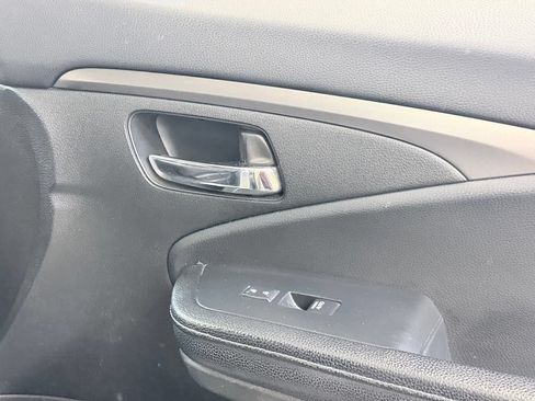 Used 2018 Honda Ridgeline Sport image 33