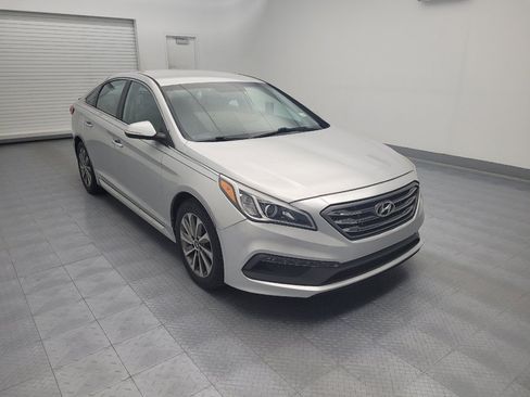 Used 2016 Hyundai Sonata Sport w/ Option Group 02 FWD image 13