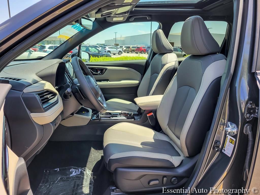 Certified 2026 Subaru Forester Limited AWD/4WD image 8