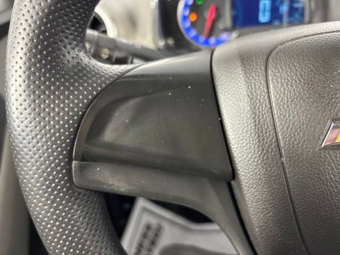 Used 2016 Chevrolet Trax LS AWD/4WD image 35