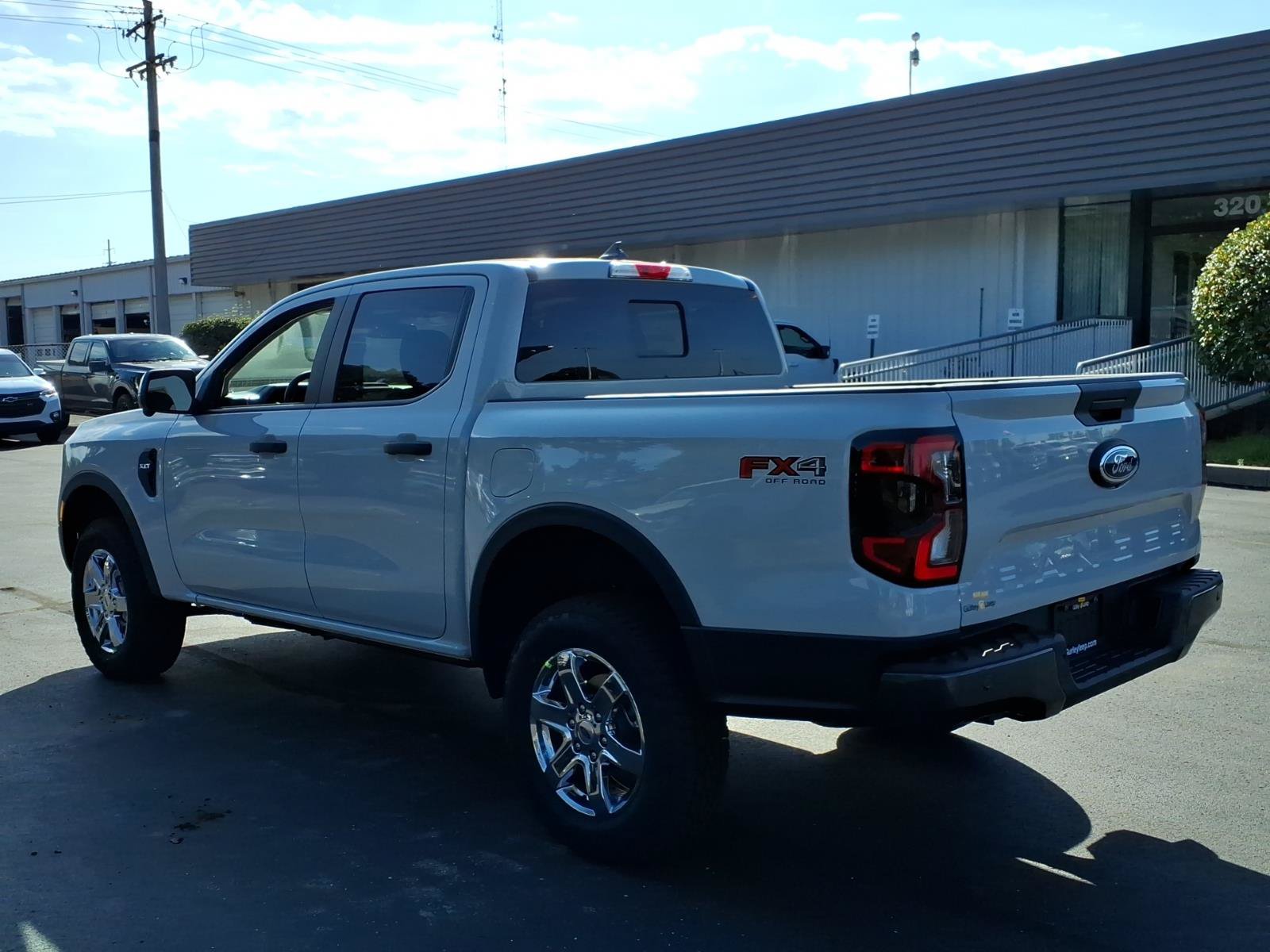 New 2026 Ford Ranger XLT w/ Equipment Group 301A High AWD/4WD image 7
