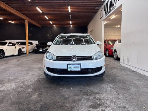 Used 2012 Volkswagen Jetta TDI FWD image 3