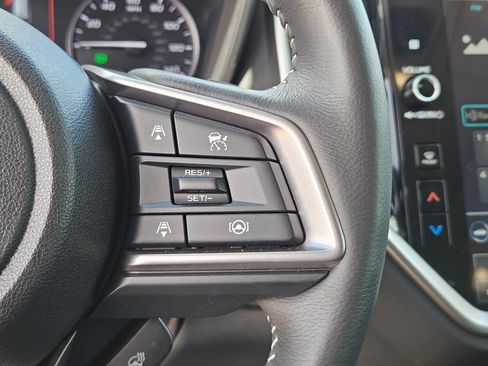 Used 2025 Subaru Ascent Limited AWD/4WD image 19