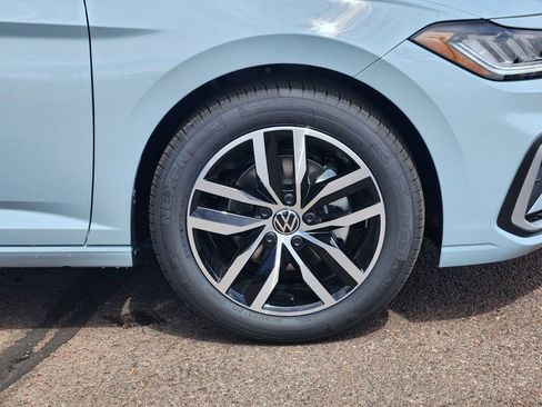 New 2026 Volkswagen Jetta SE FWD image 30