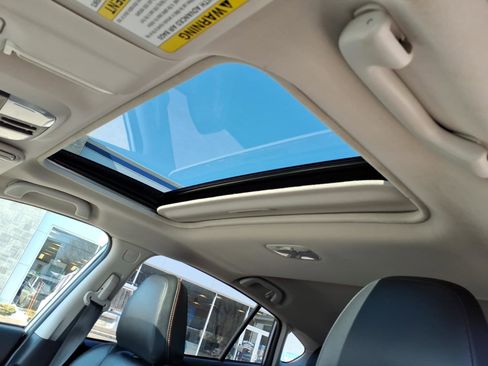 Used 2019 Subaru Crosstrek 2.0i Limited w/ Moonroof Package image 8