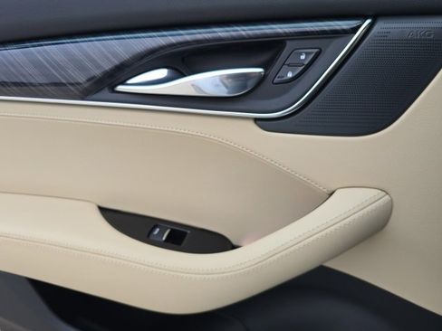 Used 2025 Cadillac CT5 Premium Luxury image 19