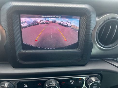 Used 2024 Jeep Wrangler Unlimited Rubicon 4xe image 48