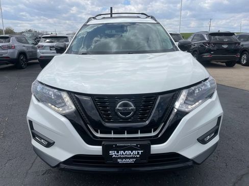 Used 2018 Nissan Rogue SV AWD/4WD image 21