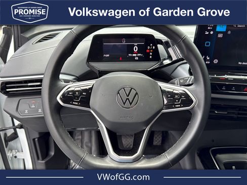 Used 2023 Volkswagen ID.4 Pro RWD image 16