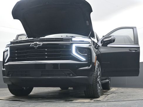 Used 2025 Chevrolet Tahoe RST w/ Comfort Package image 41