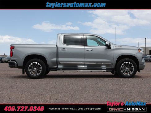 Used 2025 Chevrolet Silverado 1500 High Country w/ Technology Package AWD/4WD image 3