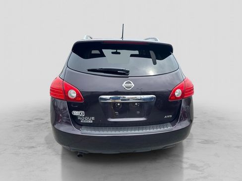 Used 2015 Nissan Rogue S w/ Convenience Package AWD/4WD image 4