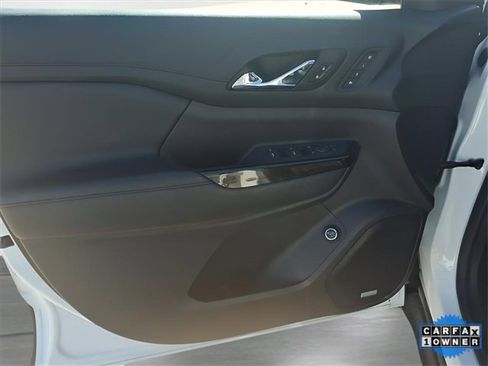 Used 2022 GMC Acadia AT4 w/ Preferred Package image 17