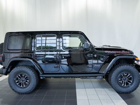 New 2026 Jeep Wrangler Unlimited Rubicon AWD/4WD image 3