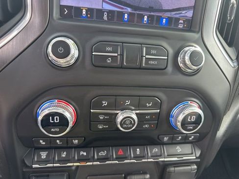 Used 2023 GMC Sierra 2500 AT4 AWD/4WD image 28