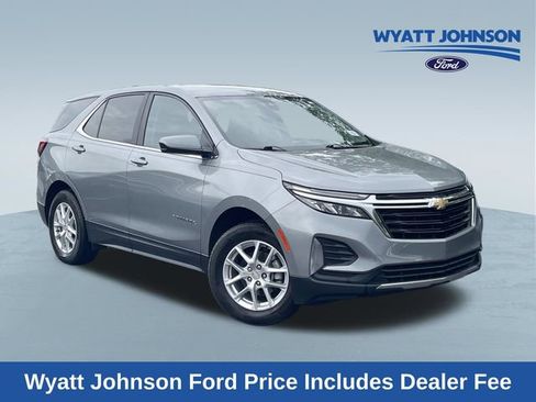Used 2023 Chevrolet Equinox LT FWD image 1